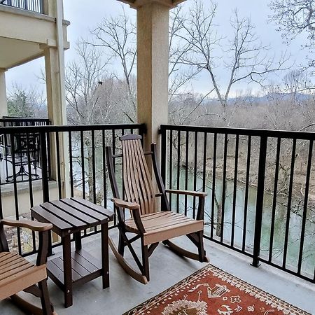 Jan'S Riverside Retreat Pigeon Forge Exterior foto